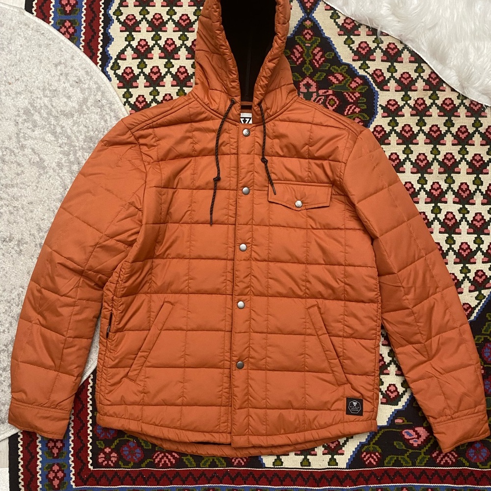 VISSLA New Surf Puffer Jacket with Hood